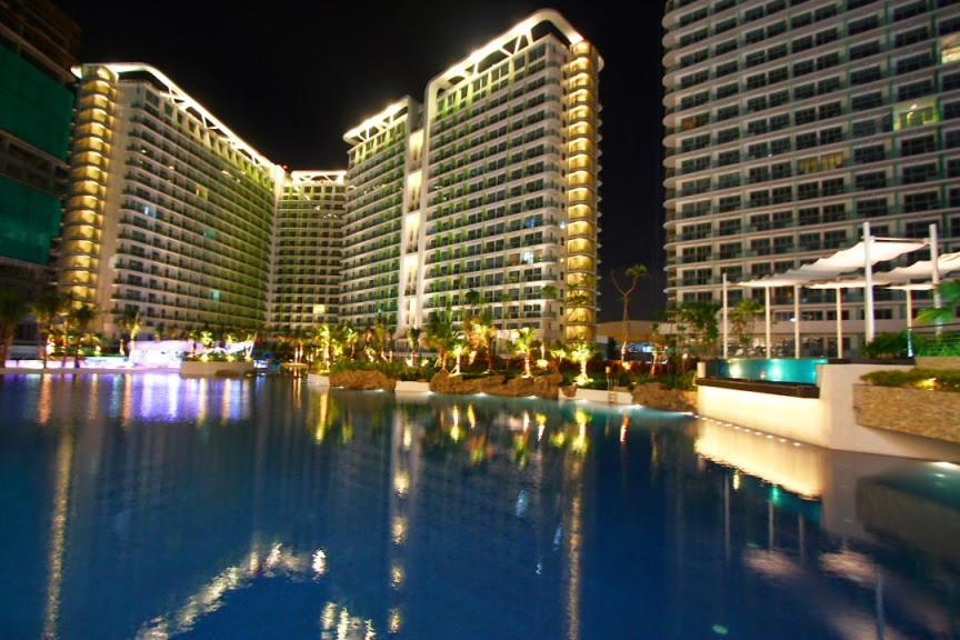 Azure Urban Resort Staycation Manila Bagian luar foto