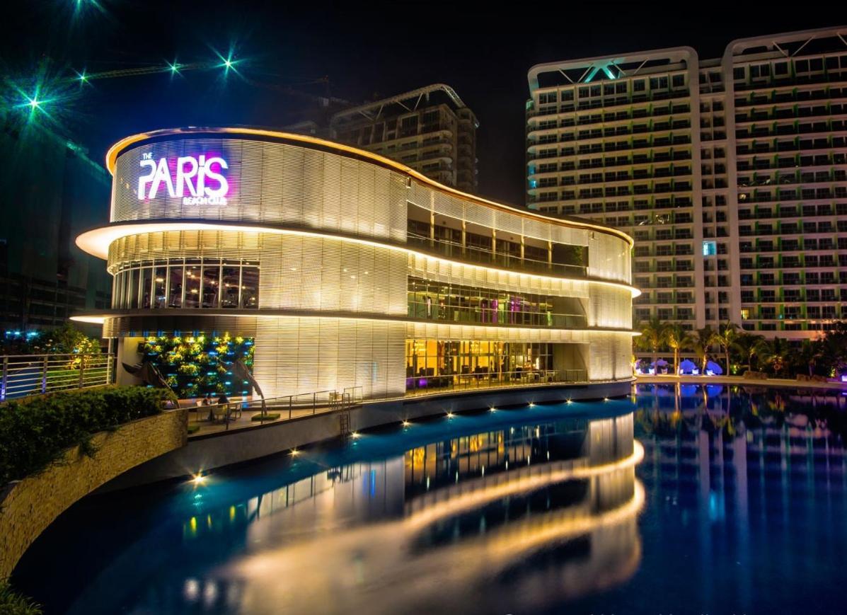 Azure Urban Resort Staycation Manila Bagian luar foto